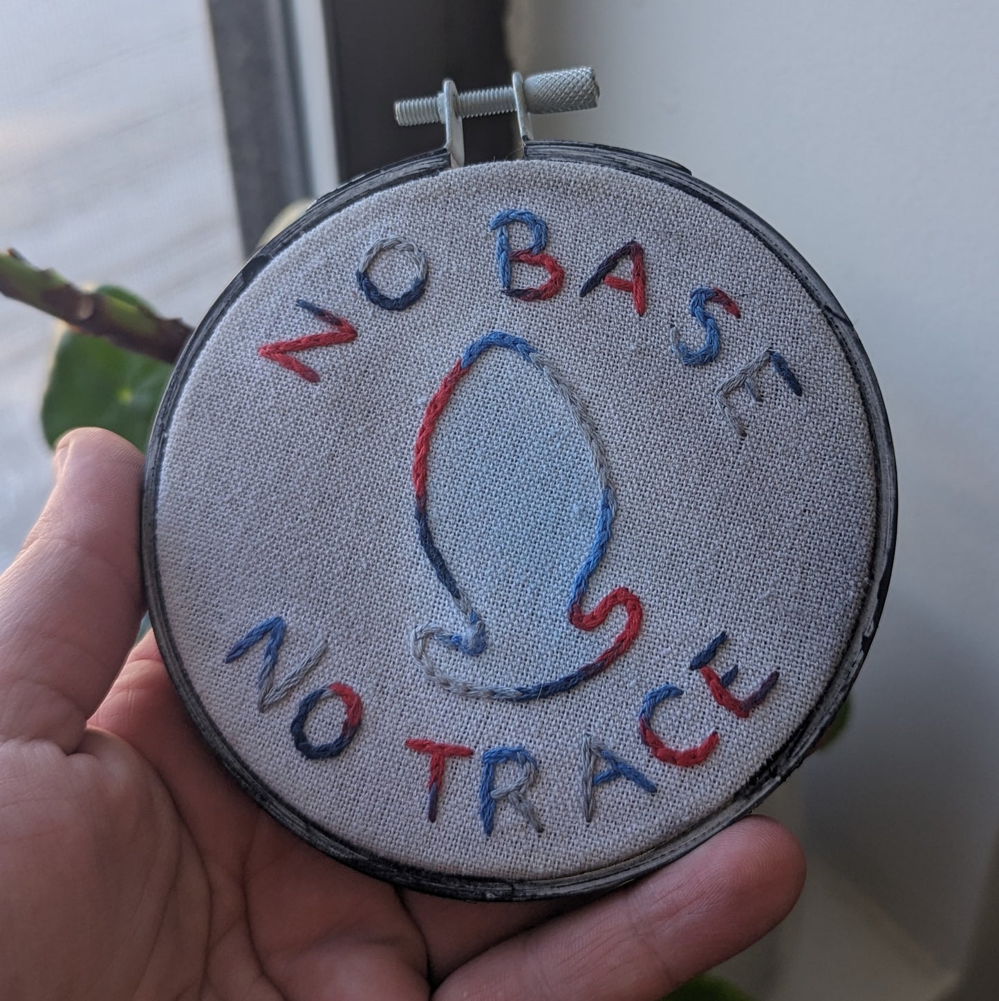 No Base, No Trace (4in)