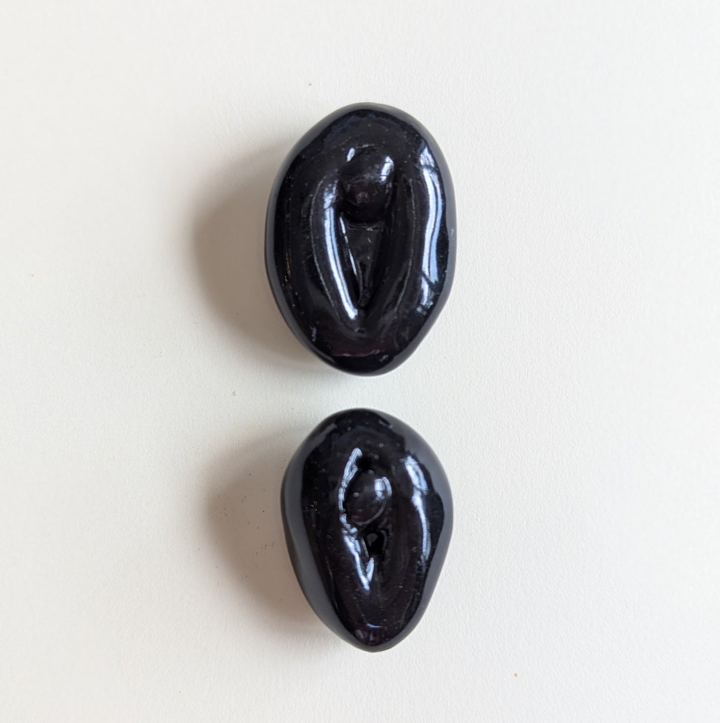 Vulva Magnets